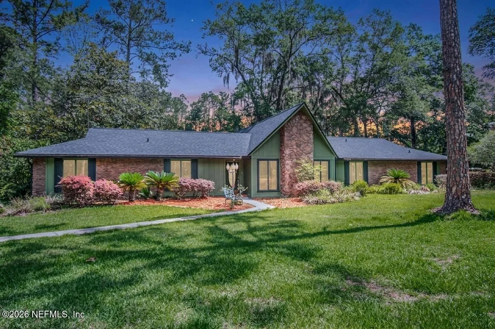 Unit for sale at 13911 CEDAR CREEK Drive, Sanderson, FL 32087