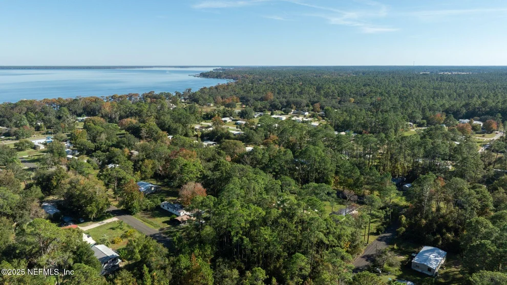 Unit for sale at 106 LAR Lane, Crescent City, FL 32112