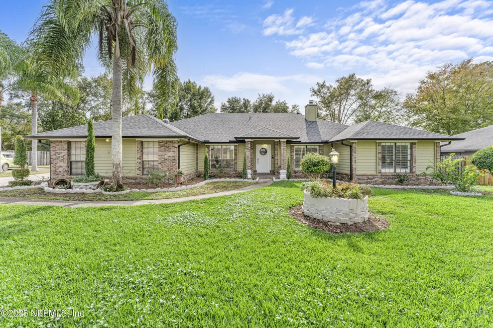 Unit for sale at 806 FALKIRK Court, Orange Park, FL 32073