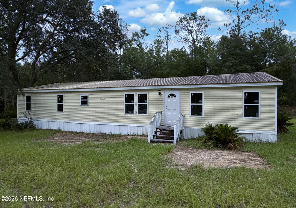 Unit for sale at 173 HILL TOP Loop, Hawthorne, FL 32640