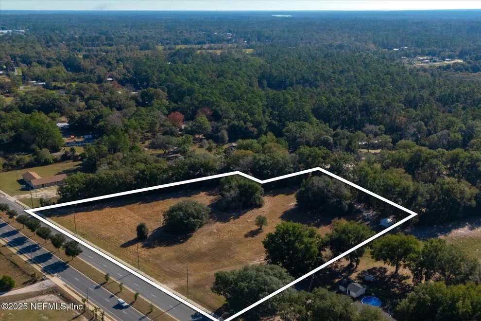Unit for sale at 149 STATE ROAD 20, Palatka, FL 32177