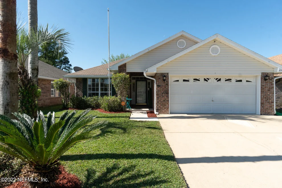 Unit for sale at 1799 SAW LAKE Drive, Middleburg, FL 32068