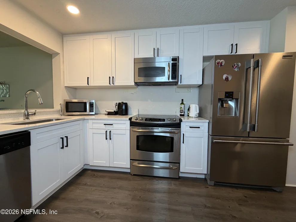 Unit for sale at 3801 CROWN POINT Road, Jacksonville, FL 32257