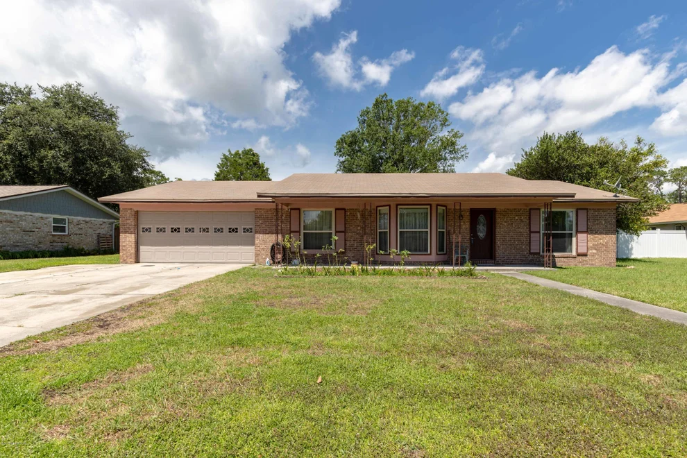 Unit for sale at 184 DEBARRY Avenue, Orange Park, FL 32073