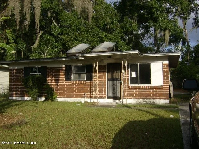 Unit for sale at 2715 S Floradale Drive, Jacksonville, FL 32209