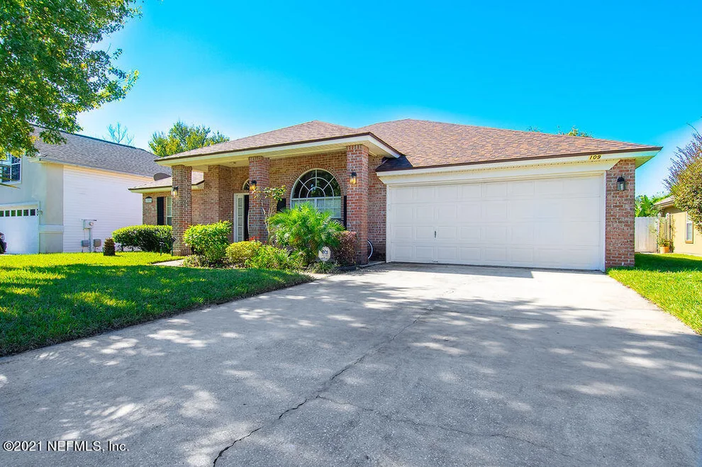 Unit for sale at 109 N LAKE CUNNINGHAM Avenue, St. Johns, FL 32259