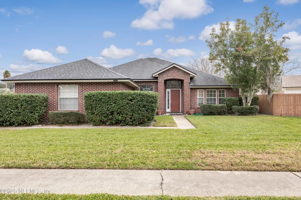 Unit for sale at 4565 MAINMAST Lane, Jacksonville, FL 32277