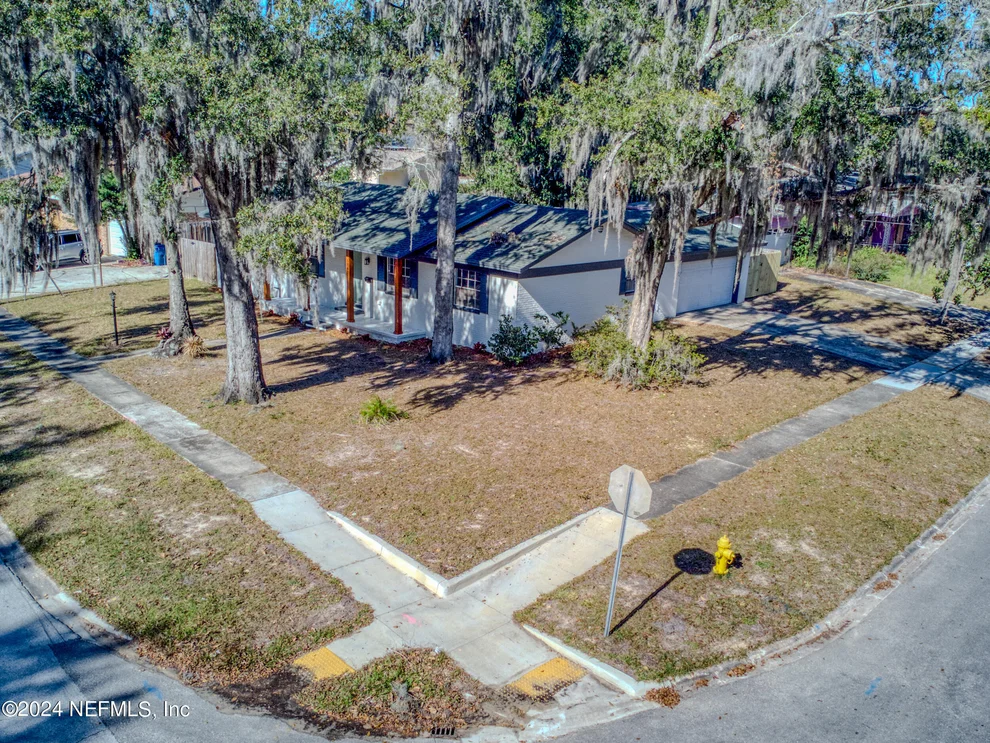 Unit for sale at 5767 JIMTOM Drive, Jacksonville, FL 32277