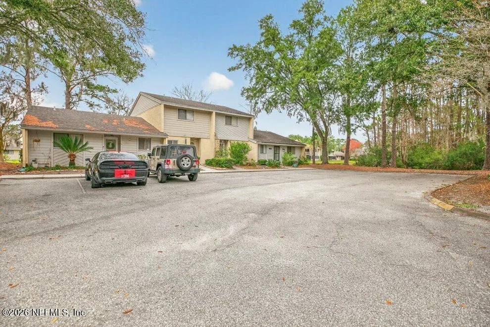 Unit for sale at 3801 CROWN POINT Road, Jacksonville, FL 32257