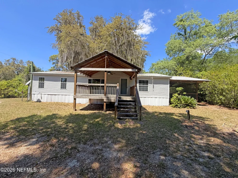 Unit for sale at 120 PEACH Avenue, Hawthorne, FL 32640