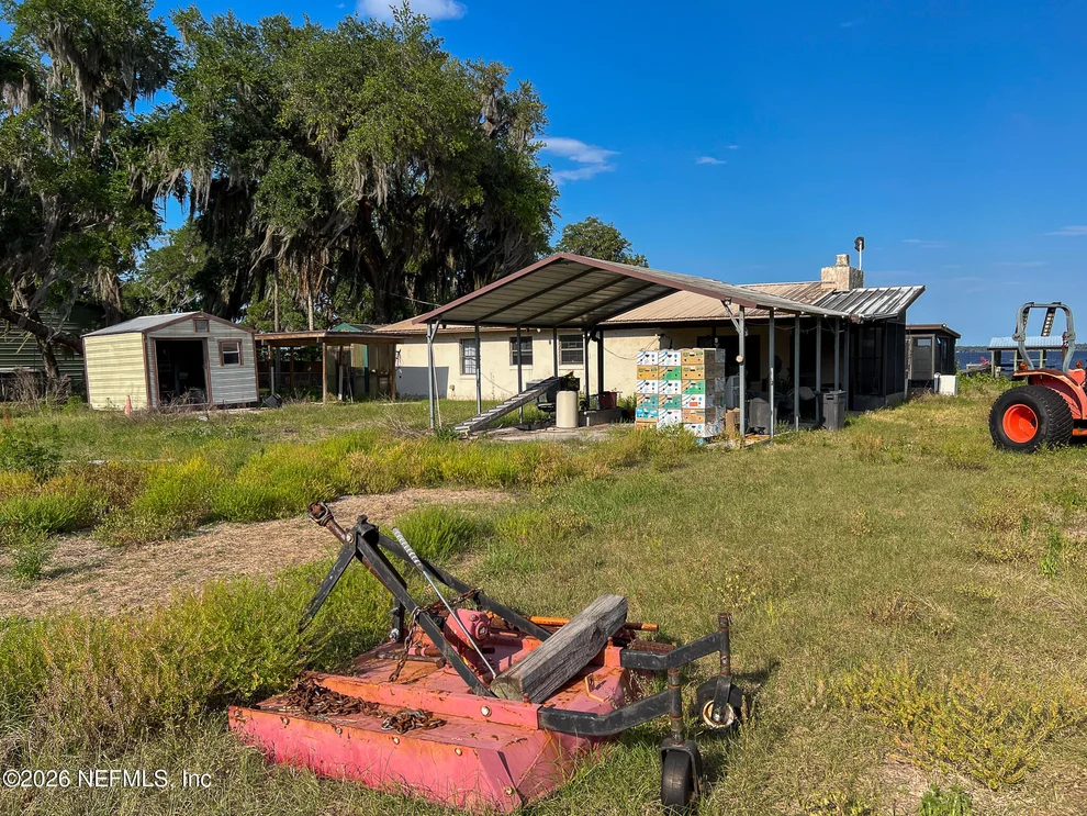 Unit for sale at 550 CEDAR CREEK Road, Palatka, FL 32177