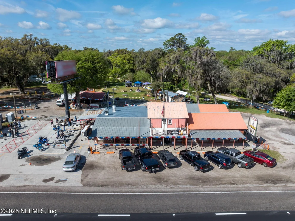 Unit for sale at 337 S HIGHWAY 17, East Palatka, FL 32131