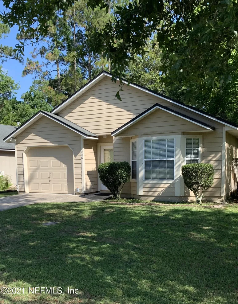 Unit for sale at 1228 ROSLYN Avenue, Green Cove Springs, FL 32043