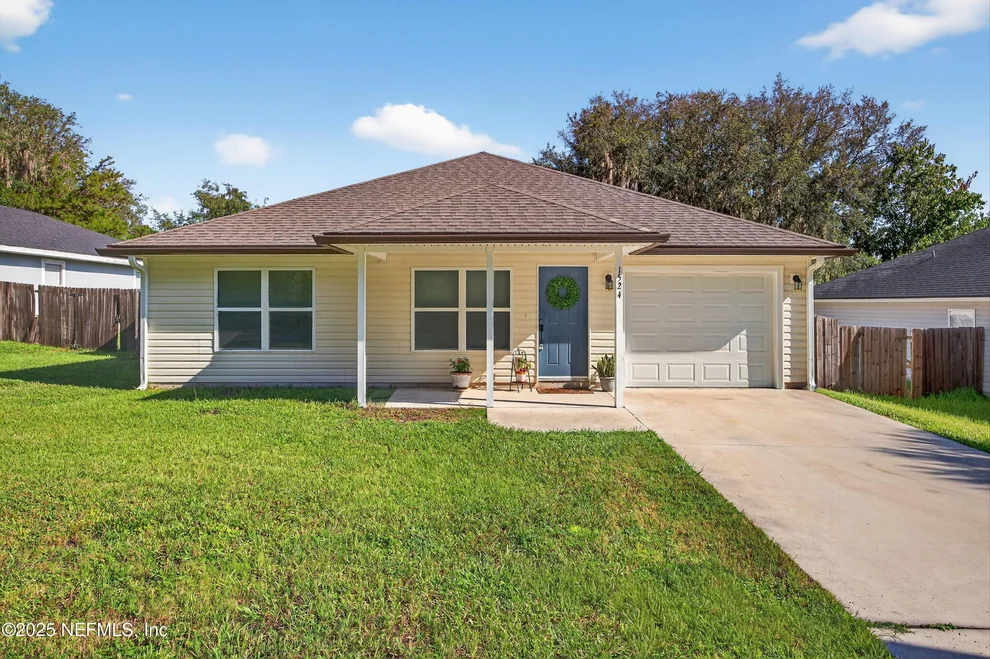 Unit for sale at 1524 CENTER Street, Green Cove Springs, FL 32043