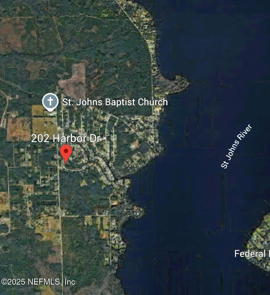 Unit for sale at 202 HARBOR Drive, Palatka, FL 32177