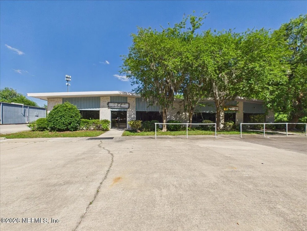 Unit for sale at 607 N PALM Avenue, Palatka, FL 32177