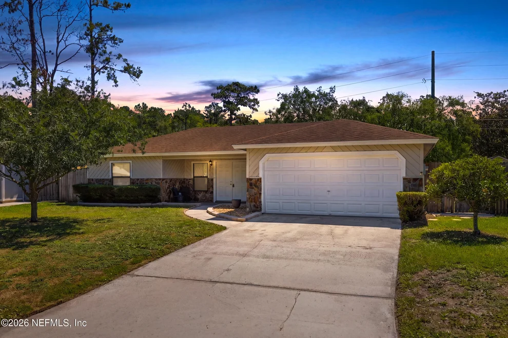 Unit for sale at 1820 SHANNON LAKE Drive, Middleburg, FL 32068