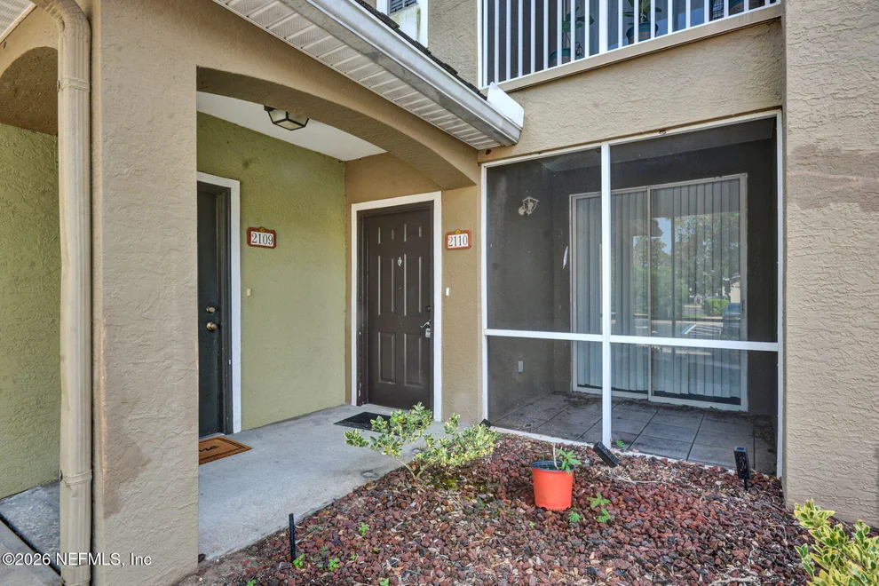 Unit for sale at 10075 GATE Parkway N, Jacksonville, FL 32246