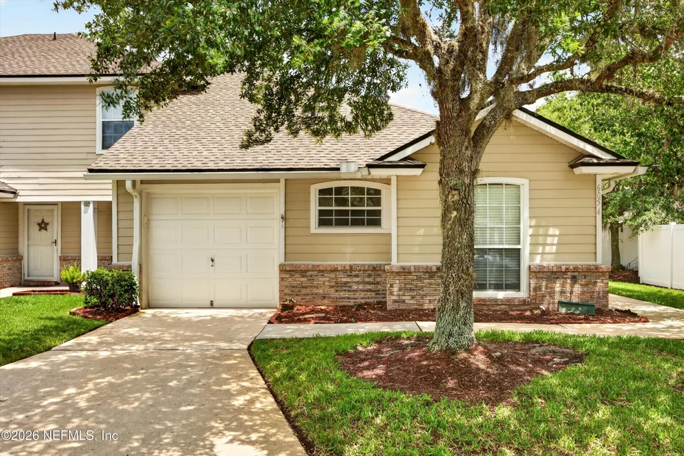 Unit for sale at 605 N COVERED BRIDGE Road, St. Johns, FL 32259
