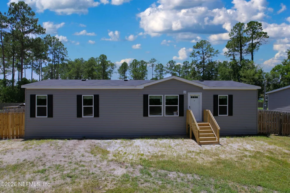 Unit for sale at 125 DOMINGO Road, Satsuma, FL 32189