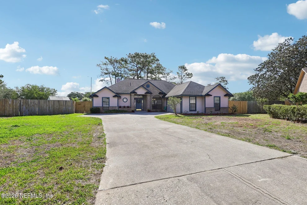 Unit for sale at 8869 COUNTRY BEND Circle, Jacksonville, FL 32244