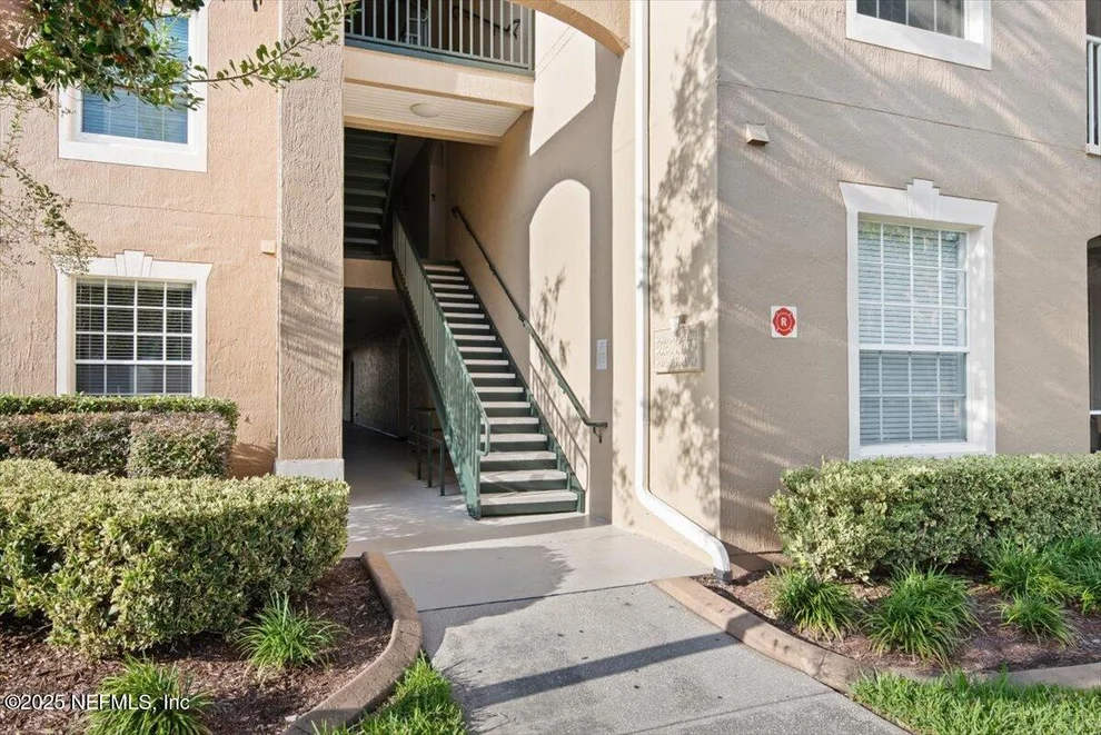 Unit for sale at 7990 BAYMEADOWS Road E, Jacksonville, FL 32256
