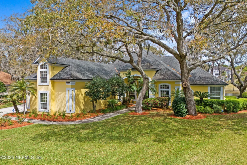 Unit for sale at 12511 MISSION HILLS Circle N, Jacksonville, FL 32225