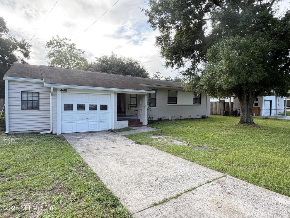 Unit for sale at 4601 ANVERS Boulevard, Jacksonville, FL 32210