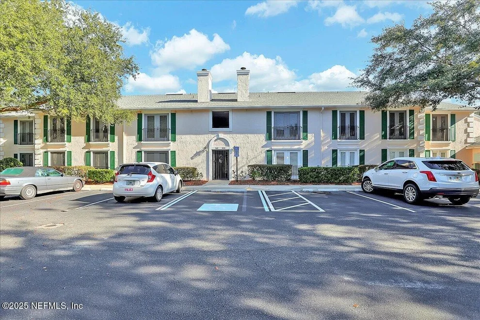 Unit for sale at 13715 RICHMOND PARK Drive N, Jacksonville, FL 32224