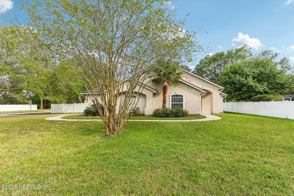 Unit for sale at 200 NOTTINGHAM Drive W, St. Johns, FL 32259