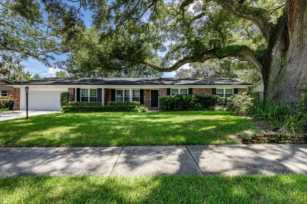 Unit for sale at 8829 RUNNYMEADE Road, Jacksonville, FL 32257