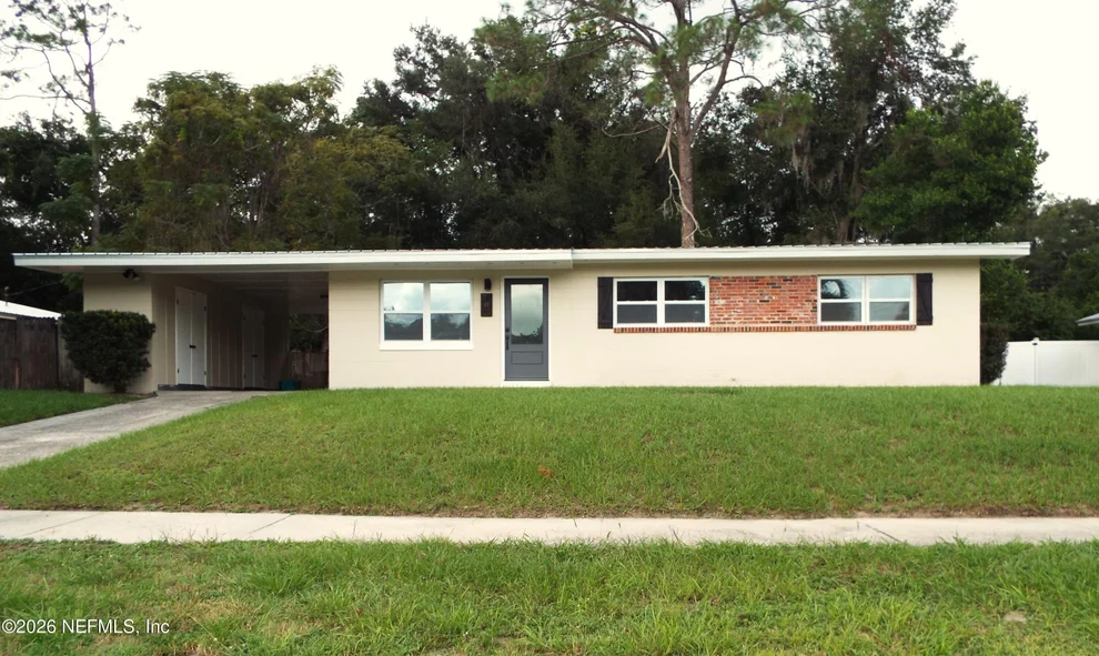 Unit for sale at 302 BELMONT Drive, Palatka, FL 32177