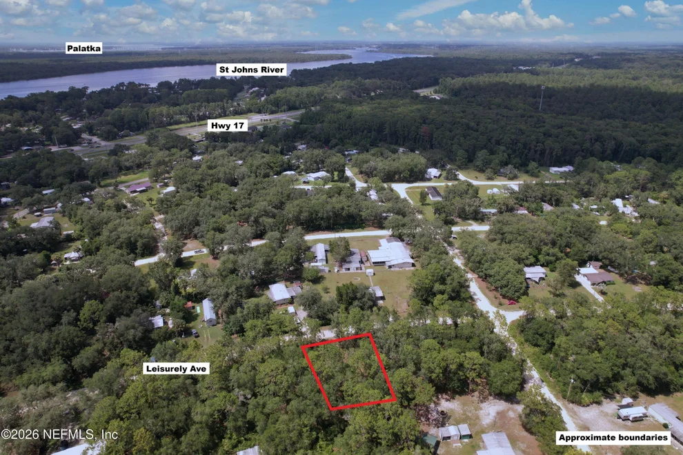 Unit for sale at 115 LEISURELY Avenue, Satsuma, FL 32189