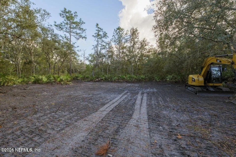 Unit for sale at 201 MOCKING BIRD Road, Satsuma, FL 32189
