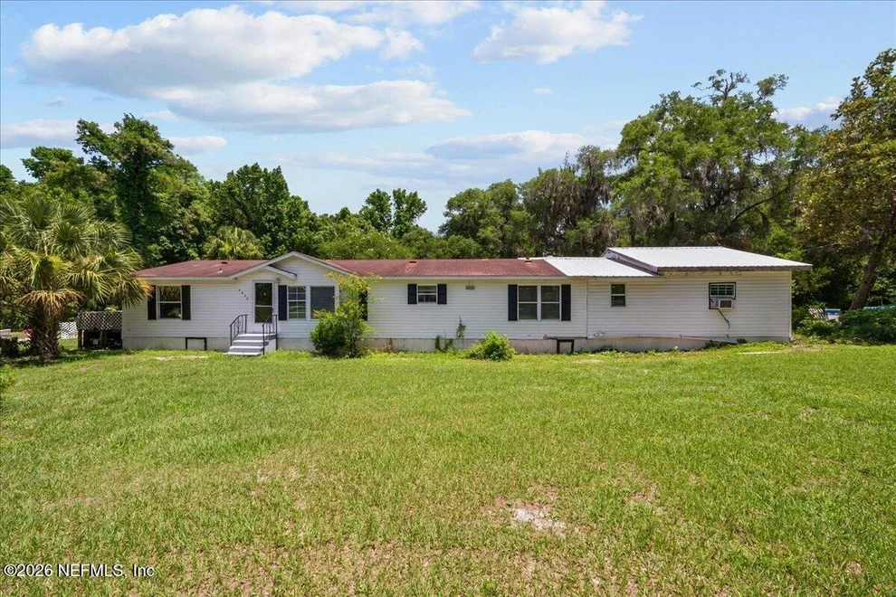 Unit for sale at 4065 SILVER LAKE Drive, Palatka, FL 32177