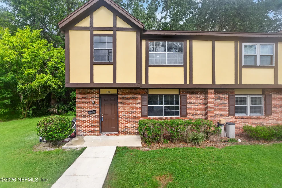 Unit for sale at 4801 WINDRUSH Lane, Jacksonville, FL 32217