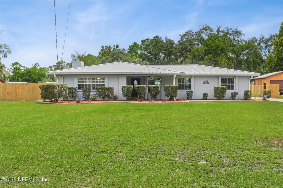Unit for sale at 107 CARRIAGE Terrace, Palatka, FL 32177