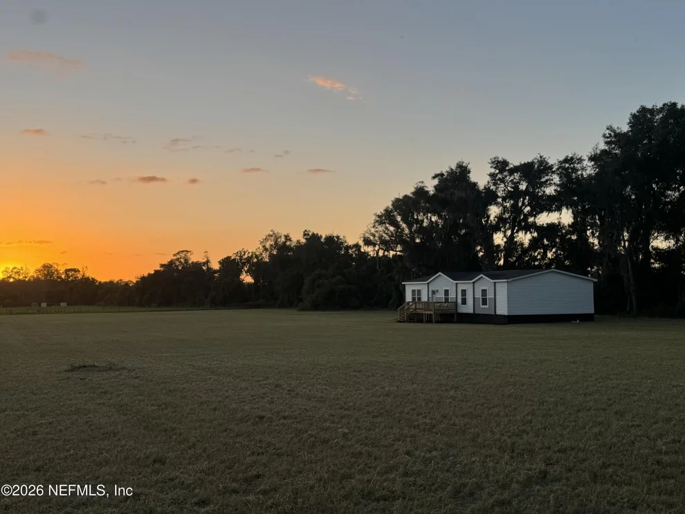 Unit for sale at 13543 SW 195TH Avenue, Brooker, FL 32622