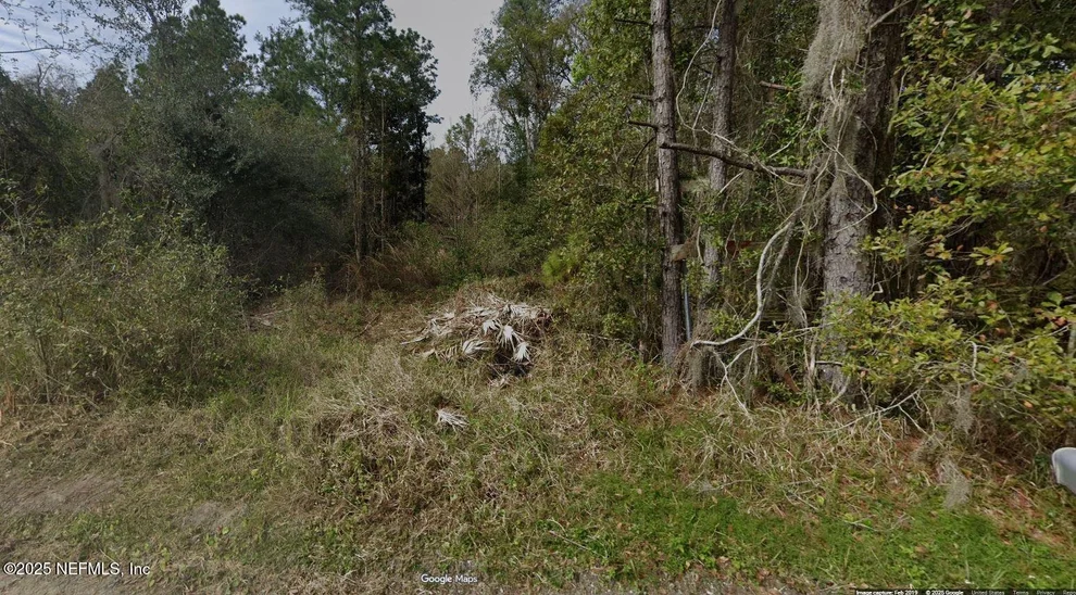Unit for sale at 137 BIG APPLE Road, East Palatka, FL 32131