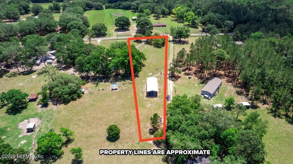 Unit for sale at 24064 COUNTY ROAD 121, Hilliard, FL 32046
