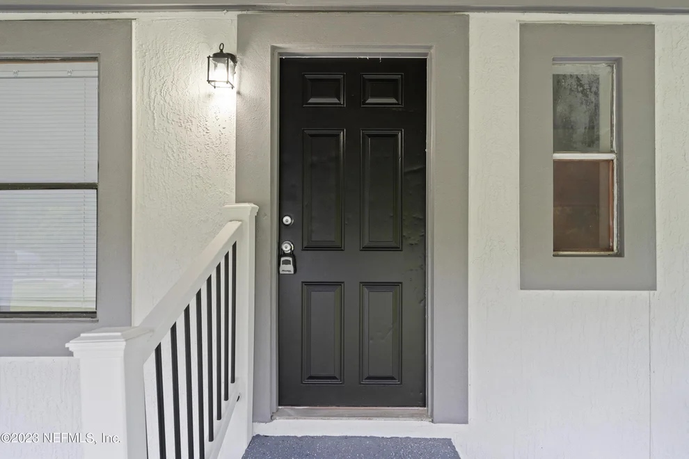 Unit for sale at 805 COUNTRY Lane, Green Cove Springs, FL 32043