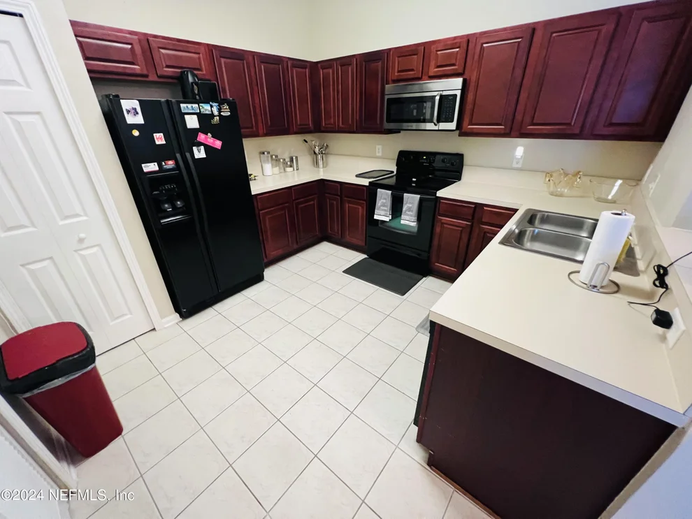 Unit for sale at 5151 PLAYPEN Drive, Jacksonville, FL 32210