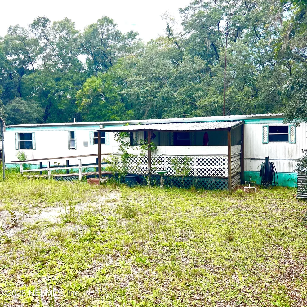 Unit for sale at 723 BRETT Avenue, Interlachen, FL 32148