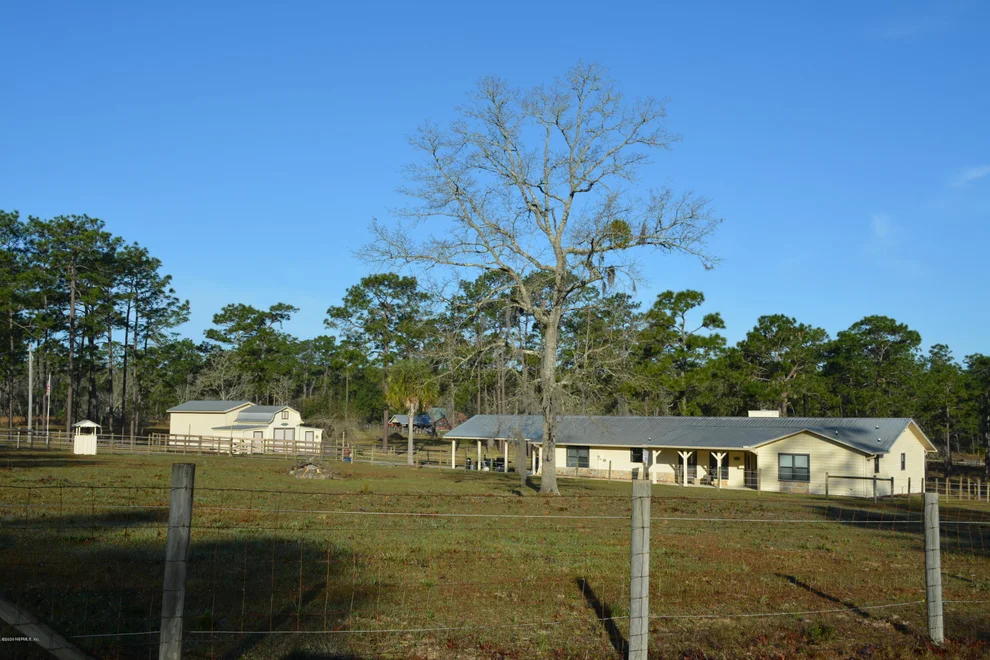 Unit for sale at 144 JACK OAK Drive, Melrose, FL 32666