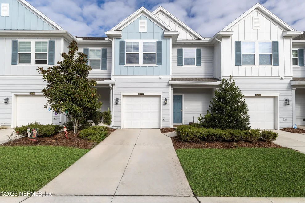 Unit for sale at 10307 BENSON LAKE Drive, Jacksonville, FL 32222