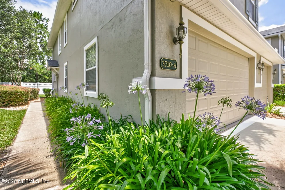 3710 Creswick Circle