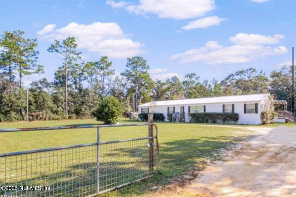 Unit for sale at 116 EARL Avenue, Palatka, FL 32177