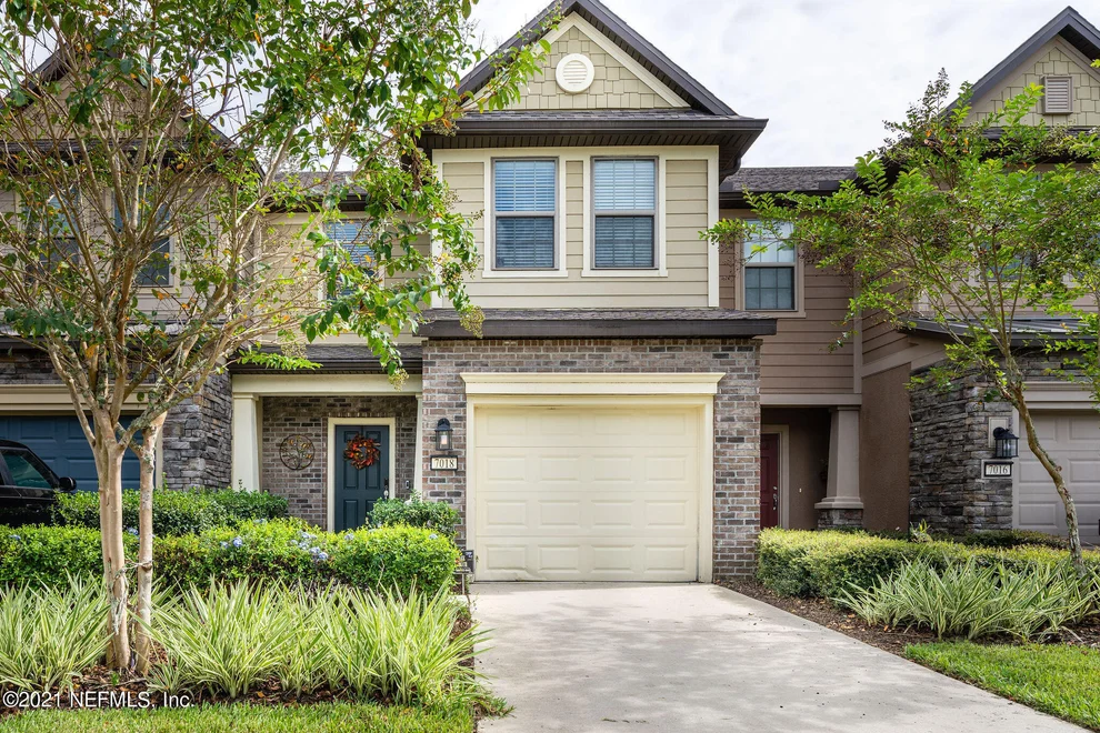 Unit for sale at 7018 BERRYBROOK Drive, Jacksonville, FL 32258
