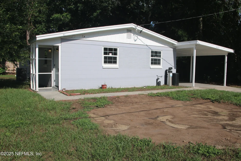 Unit for sale at 4421 MELVIN Circle E, Jacksonville, FL 32210