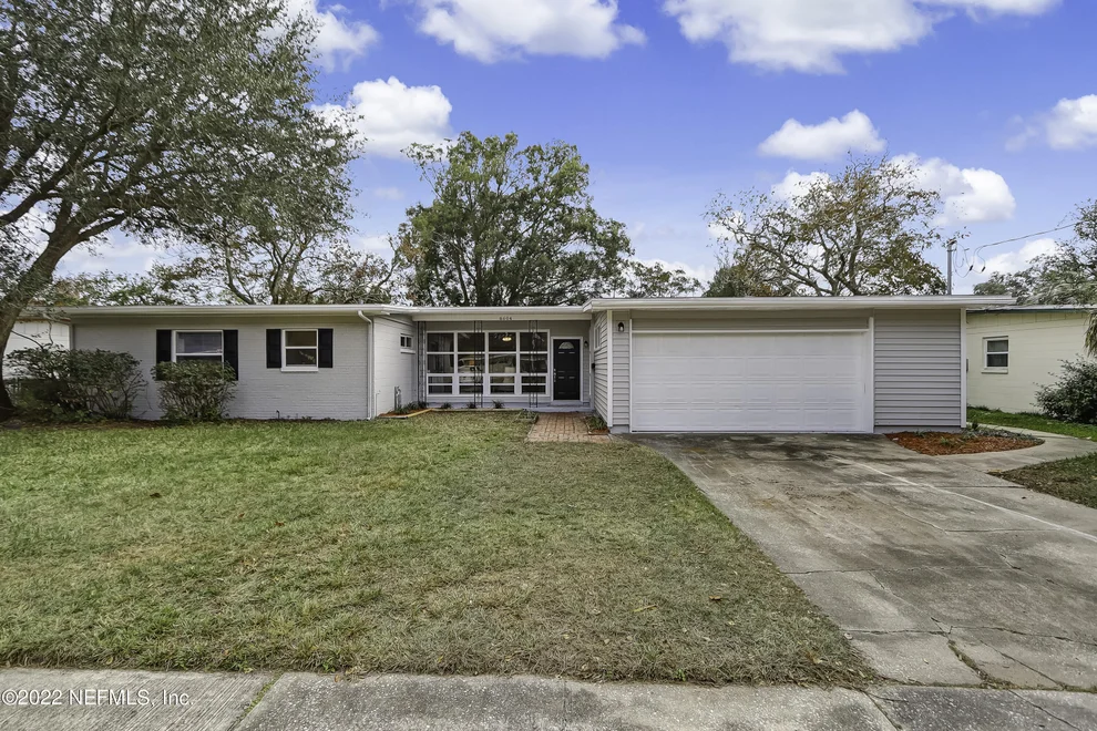 Unit for sale at 8604 BENGALIN Avenue, Jacksonville, FL 32211